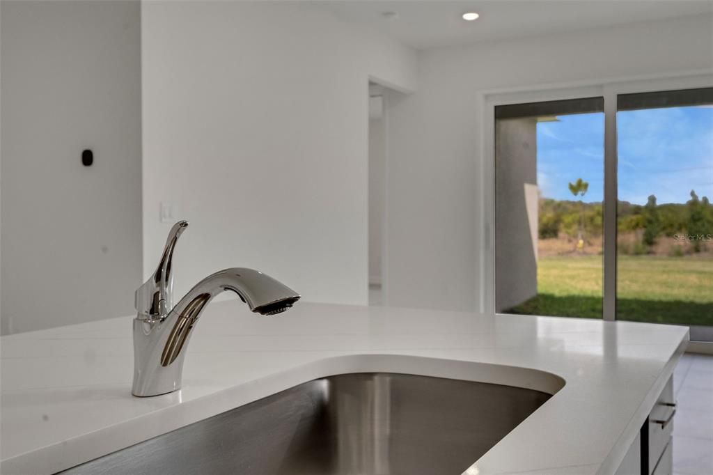 For Sale: $364,990 (4 beds, 3 baths, 2111 Square Feet)