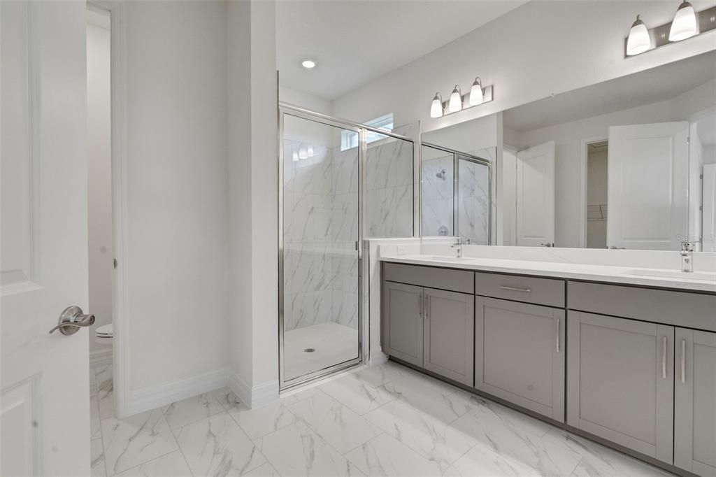 For Sale: $364,990 (4 beds, 3 baths, 2111 Square Feet)