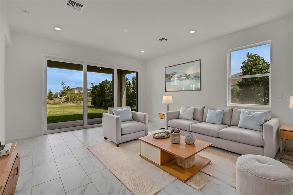 For Sale: $364,990 (4 beds, 3 baths, 2111 Square Feet)