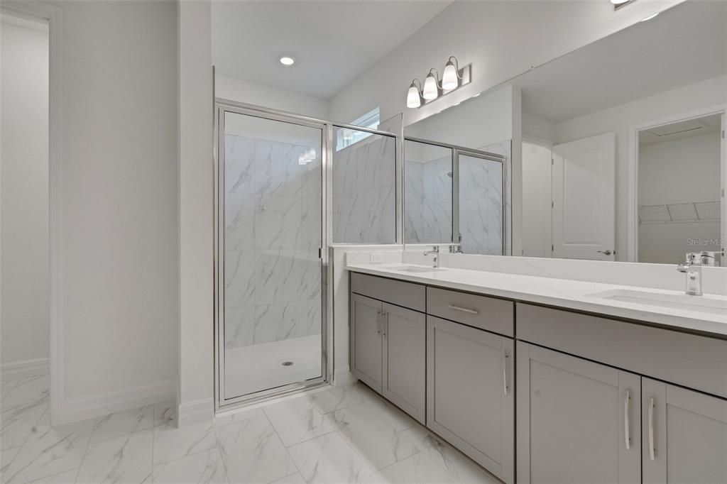 For Sale: $364,990 (4 beds, 3 baths, 2111 Square Feet)