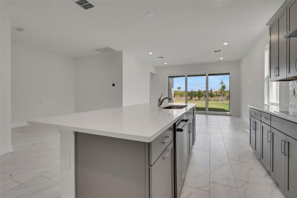 For Sale: $364,990 (4 beds, 3 baths, 2111 Square Feet)
