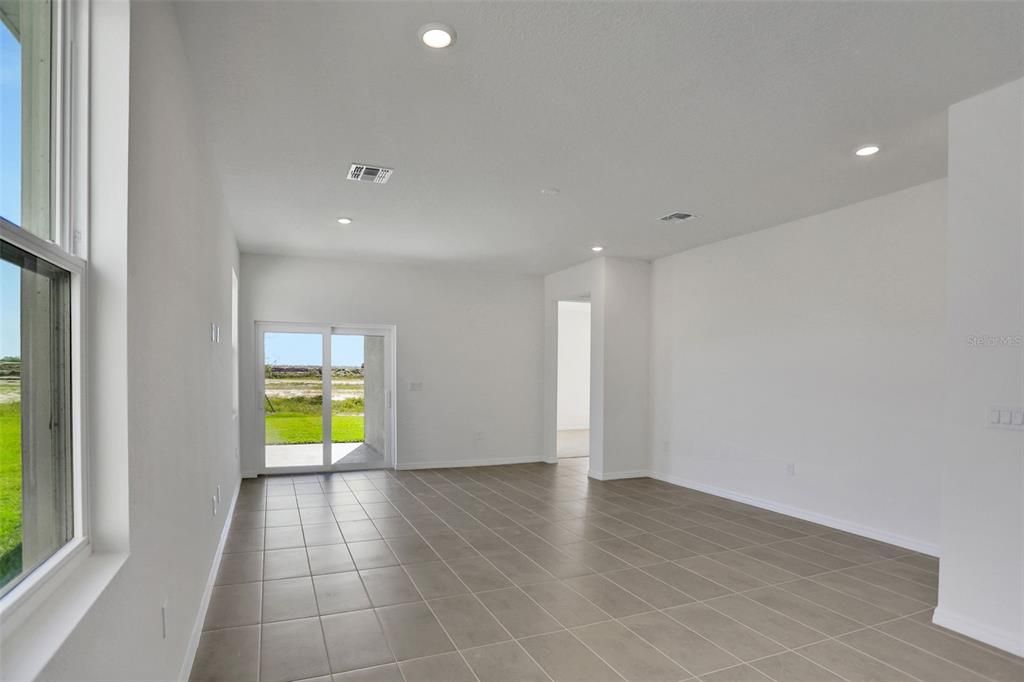 En Venta: $349,990 (3 camas, 2 baños, 1657 Pies cuadrados)