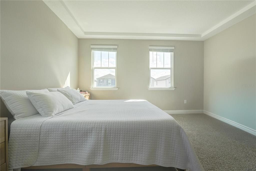 For Sale: $550,000 (4 beds, 2 baths, 2082 Square Feet)