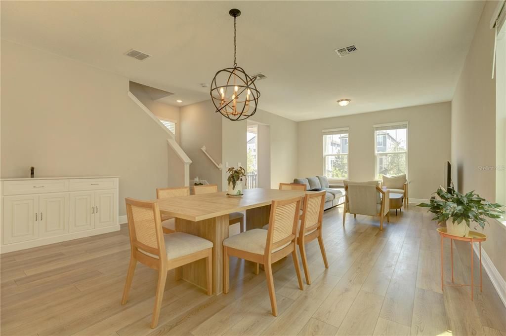 For Sale: $550,000 (4 beds, 2 baths, 2082 Square Feet)
