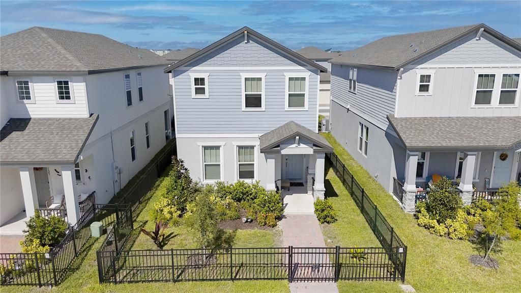 For Sale: $550,000 (4 beds, 2 baths, 2082 Square Feet)