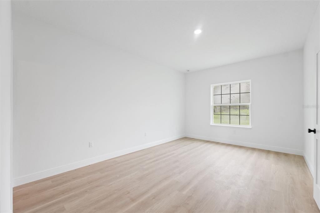 En Renta: $1,900 (4 camas, 2 baños, 1742 Pies cuadrados)