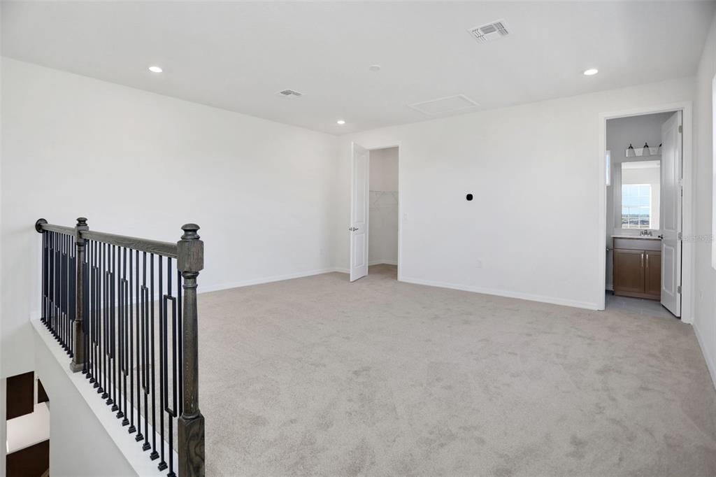 En Venta: $494,990 (4 camas, 3 baños, 2699 Pies cuadrados)
