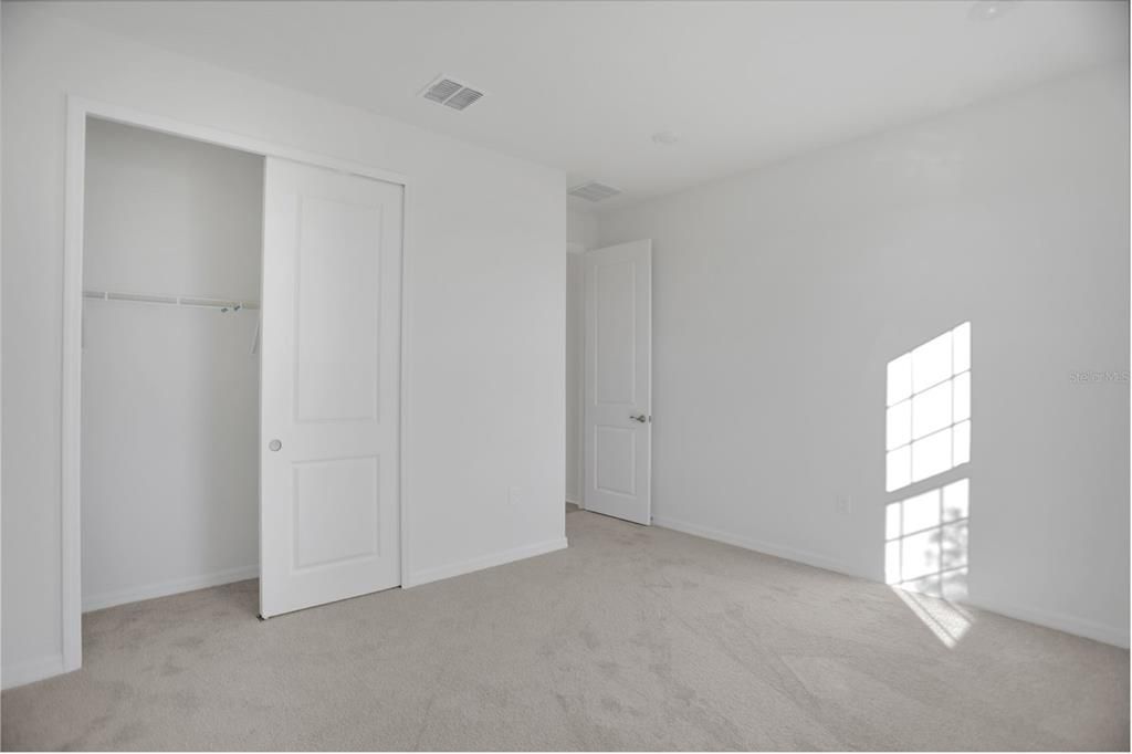 En Venta: $494,990 (4 camas, 3 baños, 2699 Pies cuadrados)