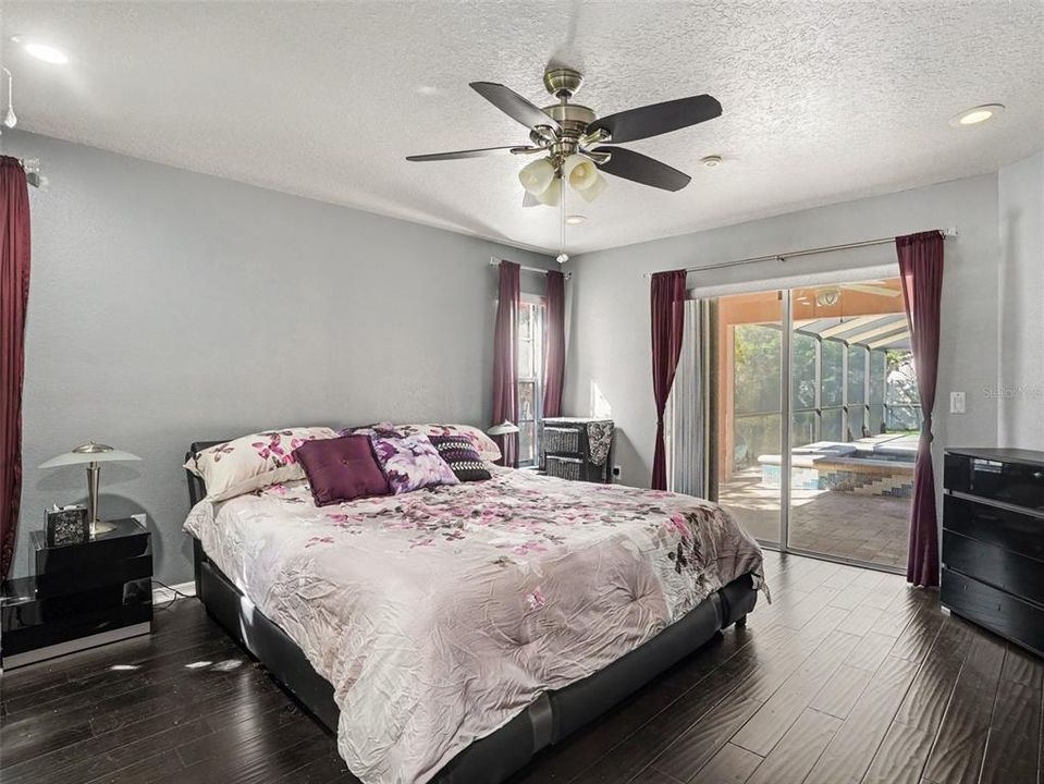En Venta: $499,000 (3 camas, 3 baños, 2276 Pies cuadrados)