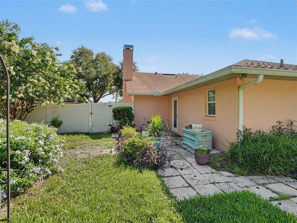 En Venta: $499,000 (3 camas, 3 baños, 2276 Pies cuadrados)