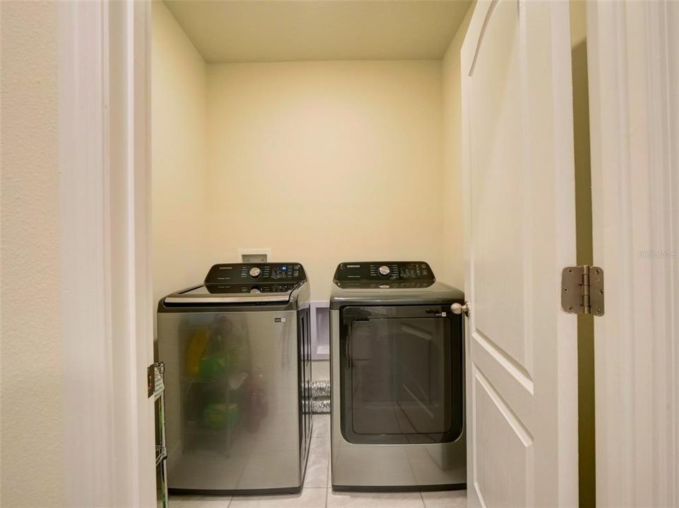 En Venta: $395,000 (3 camas, 2 baños, 1672 Pies cuadrados)
