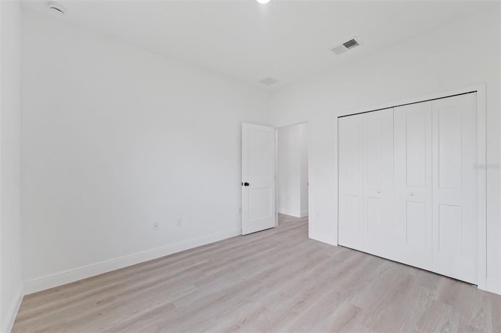 For Rent: $1,900 (4 beds, 2 baths, 1742 Square Feet)