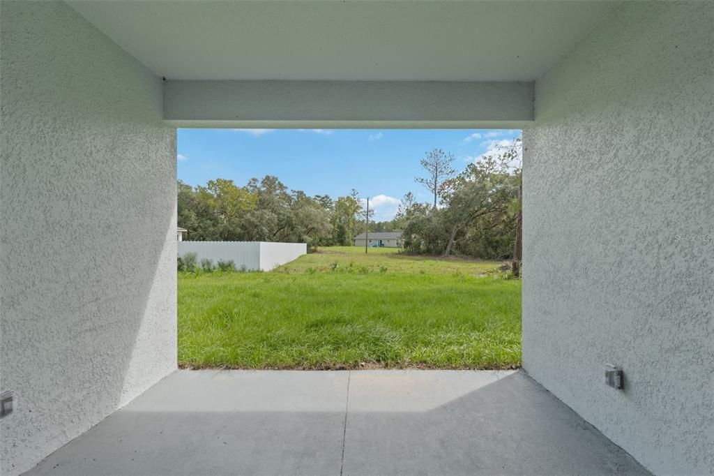 For Rent: $1,900 (4 beds, 2 baths, 1742 Square Feet)