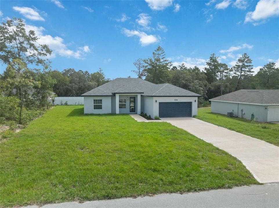 For Rent: $1,900 (4 beds, 2 baths, 1742 Square Feet)