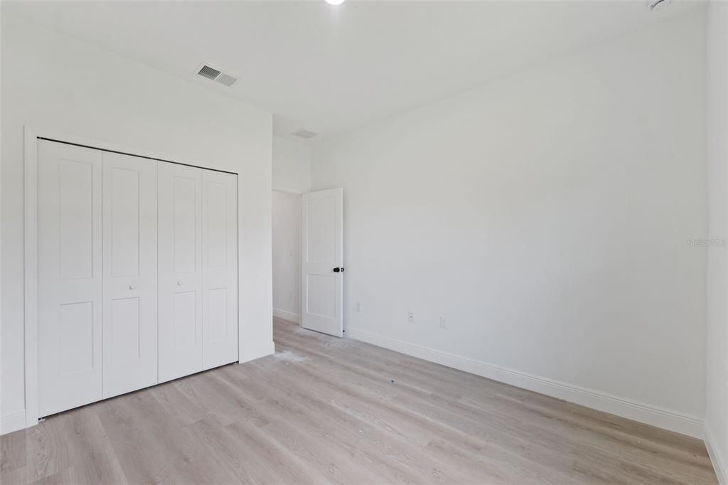 For Rent: $1,900 (4 beds, 2 baths, 1742 Square Feet)