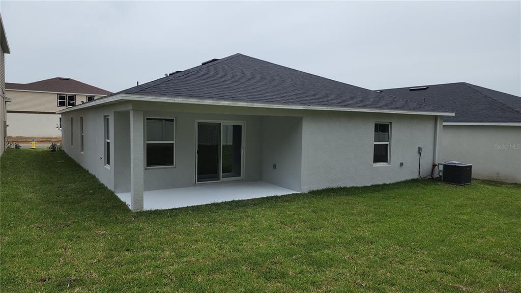 For Sale: $452,500 (4 beds, 2 baths, 1983 Square Feet)