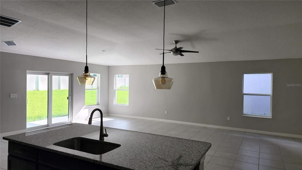 For Sale: $452,500 (4 beds, 2 baths, 1983 Square Feet)