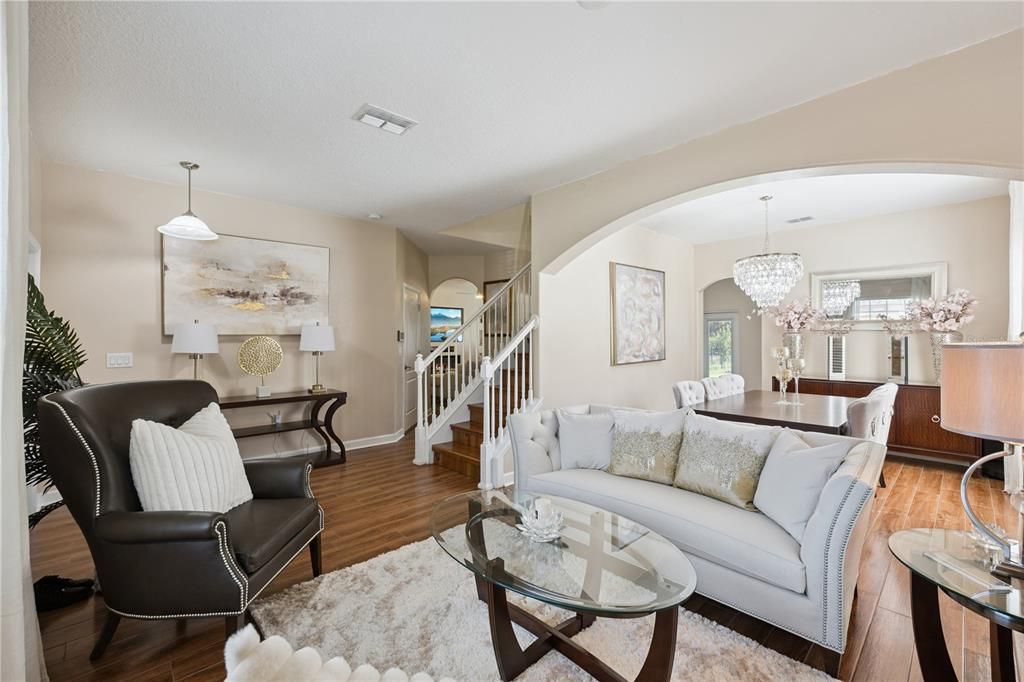 For Rent: $2,950 (4 beds, 2 baths, 2440 Square Feet)