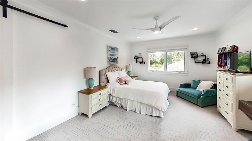 En Venta: $3,800,000 (5 camas, 5 baños, 5018 Pies cuadrados)