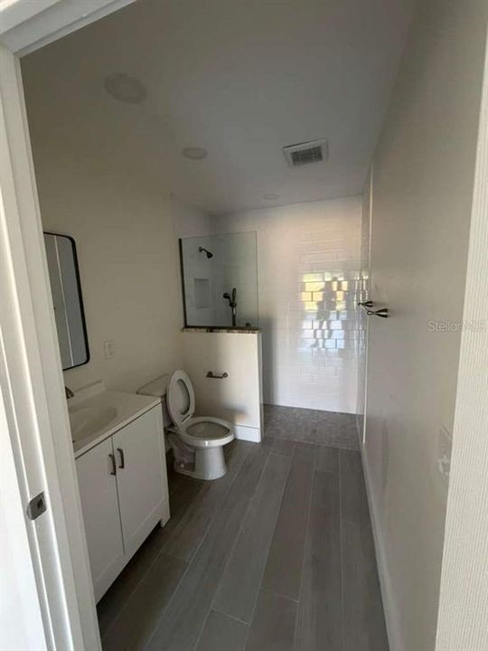 For Sale: $429,998 (4 beds, 2 baths, 1758 Square Feet)
