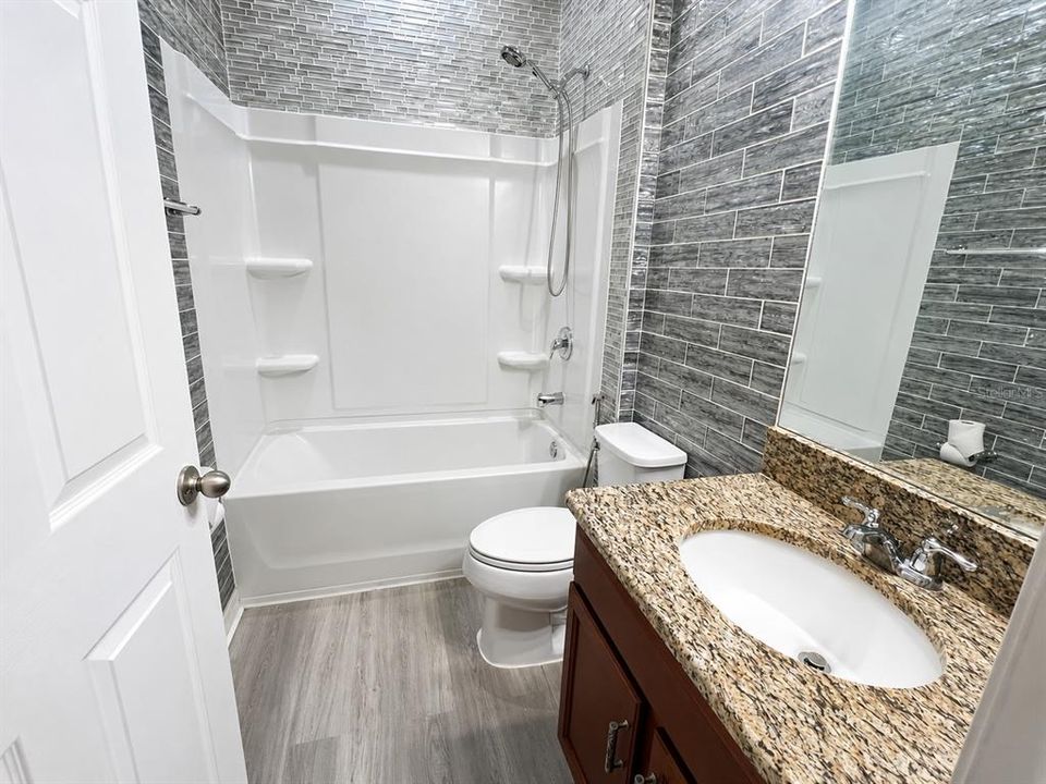 For Sale: $509,900 (6 beds, 3 baths, 3089 Square Feet)