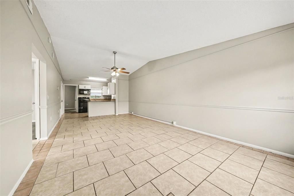 For Sale: $249,900 (3 beds, 2 baths, 1106 Square Feet)