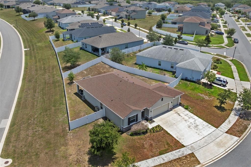 На продажу: $360,000 (4 спален, 2 ванн, 1811 Квадратных фут)