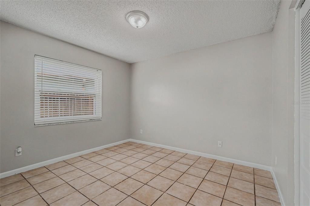 For Sale: $274,900 (3 beds, 2 baths, 1288 Square Feet)