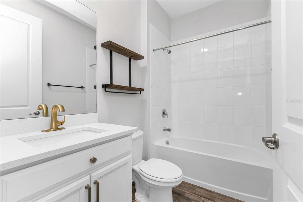 For Sale: $549,400 (4 beds, 3 baths, 2488 Square Feet)