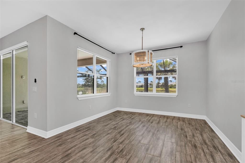 For Sale: $549,400 (4 beds, 3 baths, 2488 Square Feet)