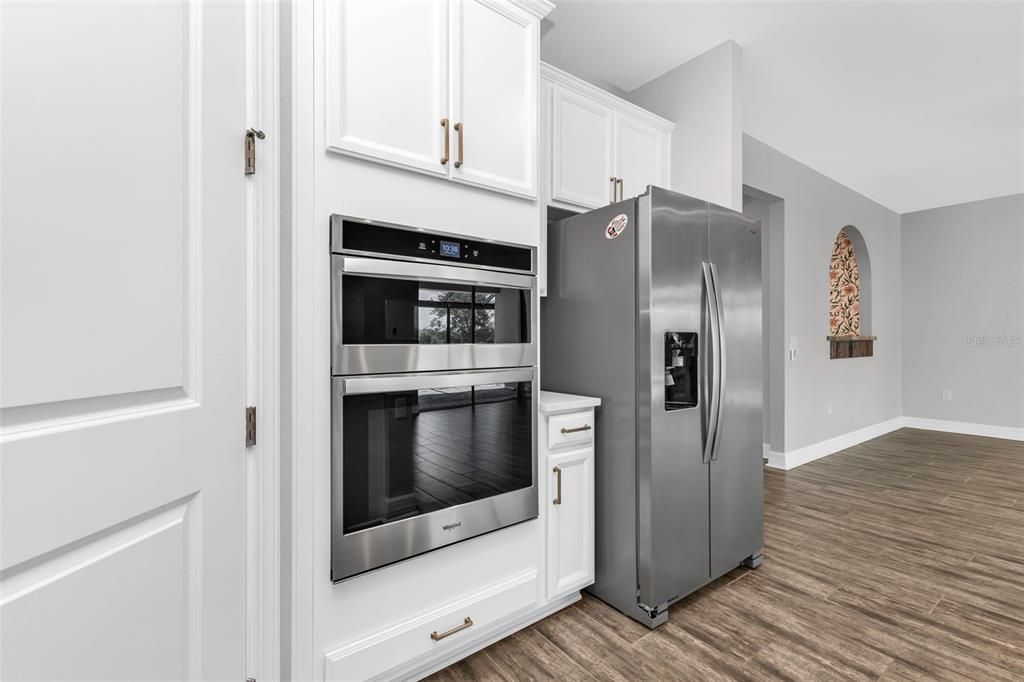 For Sale: $549,400 (4 beds, 3 baths, 2488 Square Feet)