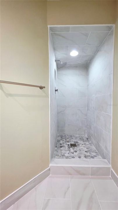 В аренду: $1,700 (2 спален, 2 ванн, 1126 Квадратных фут)