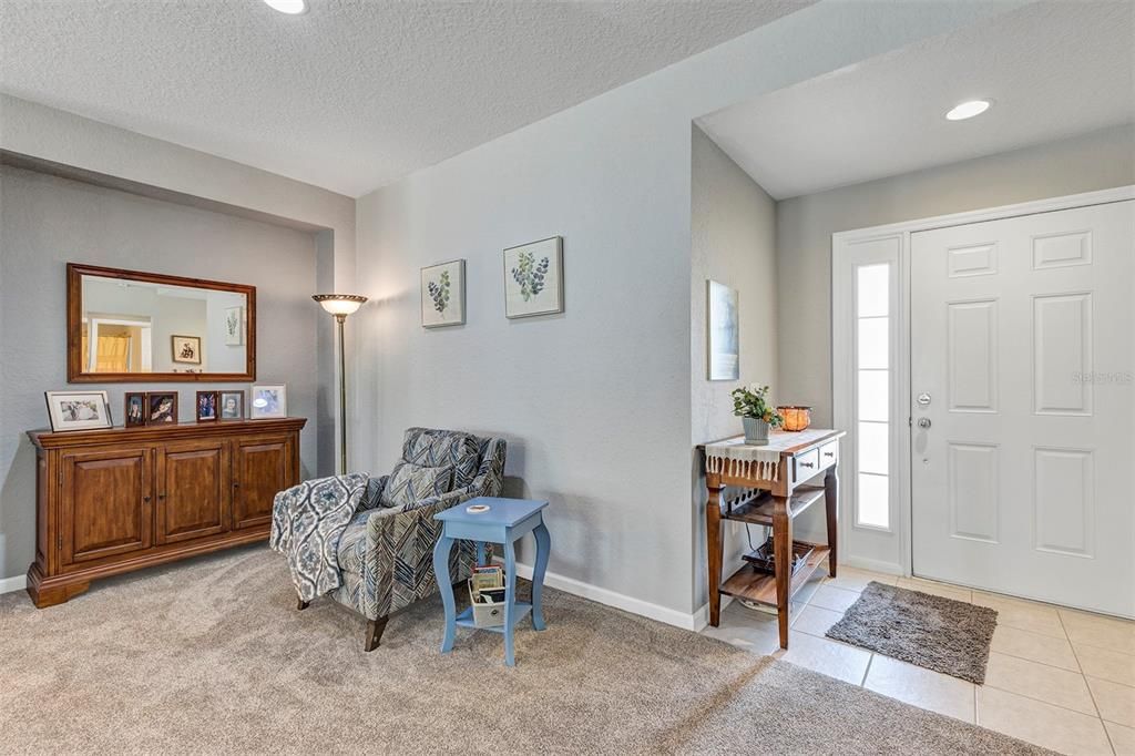 For Sale: $297,500 (3 beds, 2 baths, 1714 Square Feet)