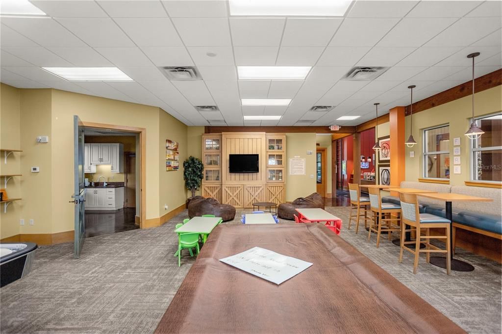 For Sale: $297,500 (3 beds, 2 baths, 1714 Square Feet)
