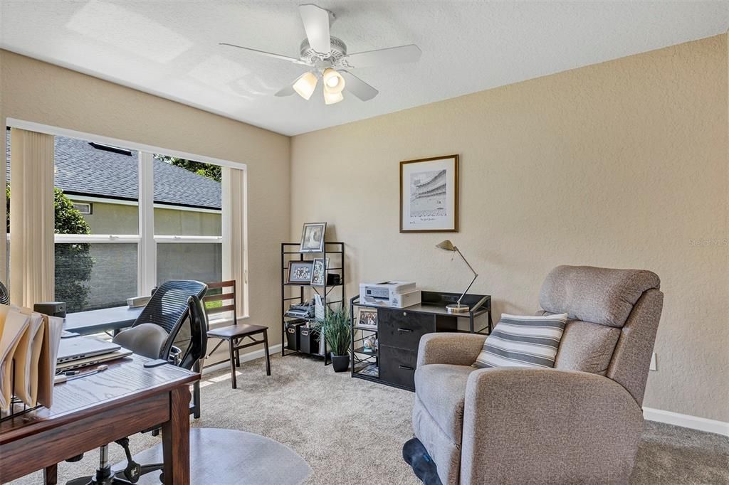 For Sale: $297,500 (3 beds, 2 baths, 1714 Square Feet)