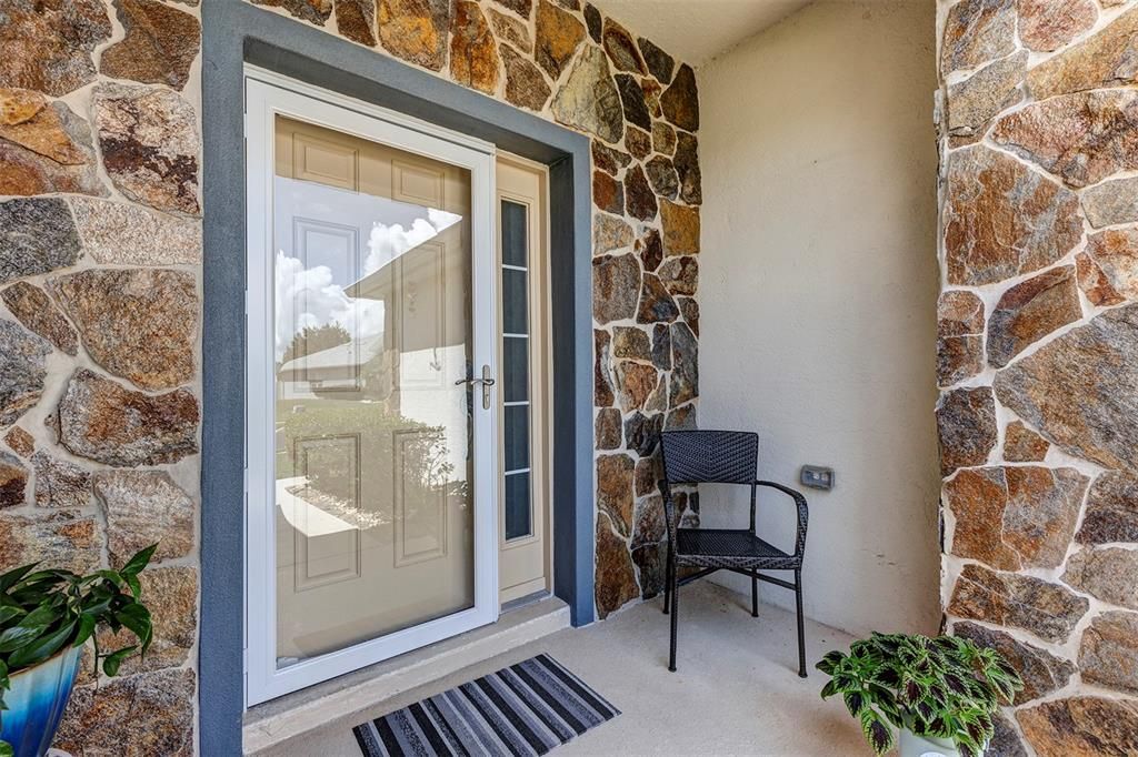 For Sale: $297,500 (3 beds, 2 baths, 1714 Square Feet)