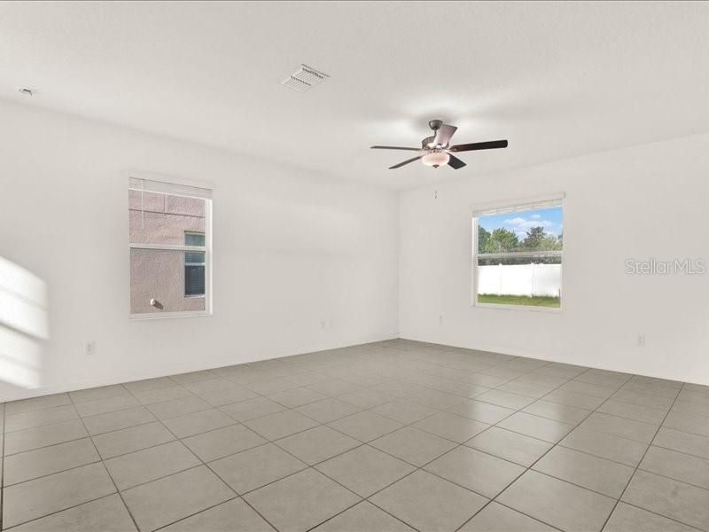 For Rent: $2,395 (4 beds, 2 baths, 1870 Square Feet)