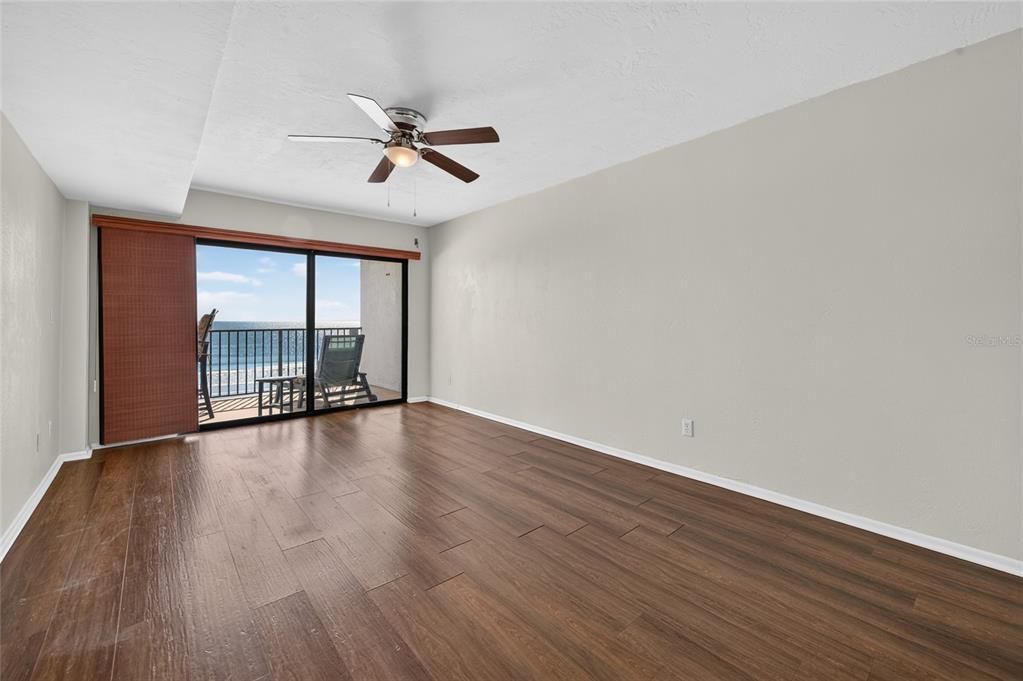 For Sale: $699,999 (3 beds, 2 baths, 1488 Square Feet)