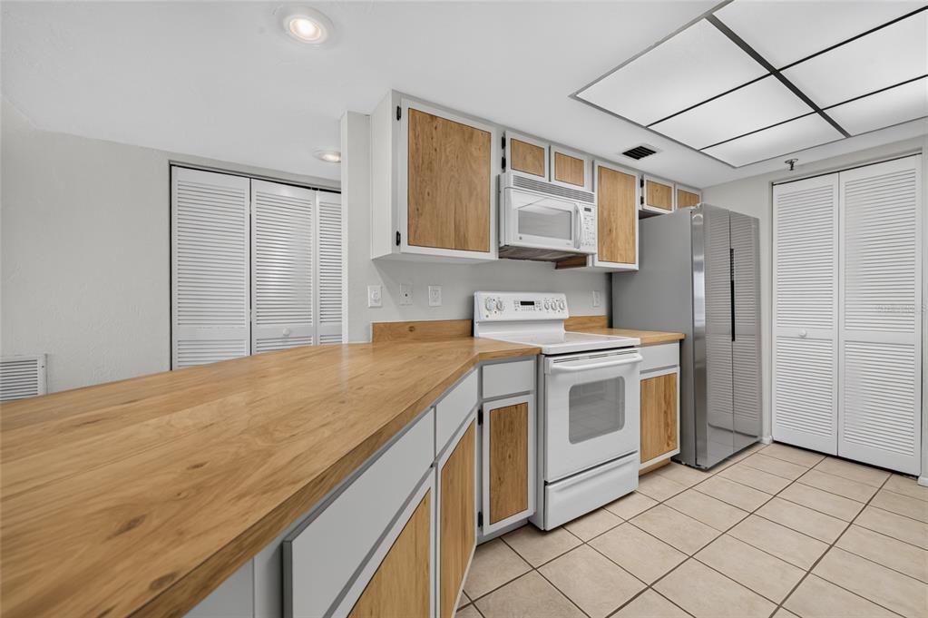 For Sale: $699,999 (3 beds, 2 baths, 1488 Square Feet)