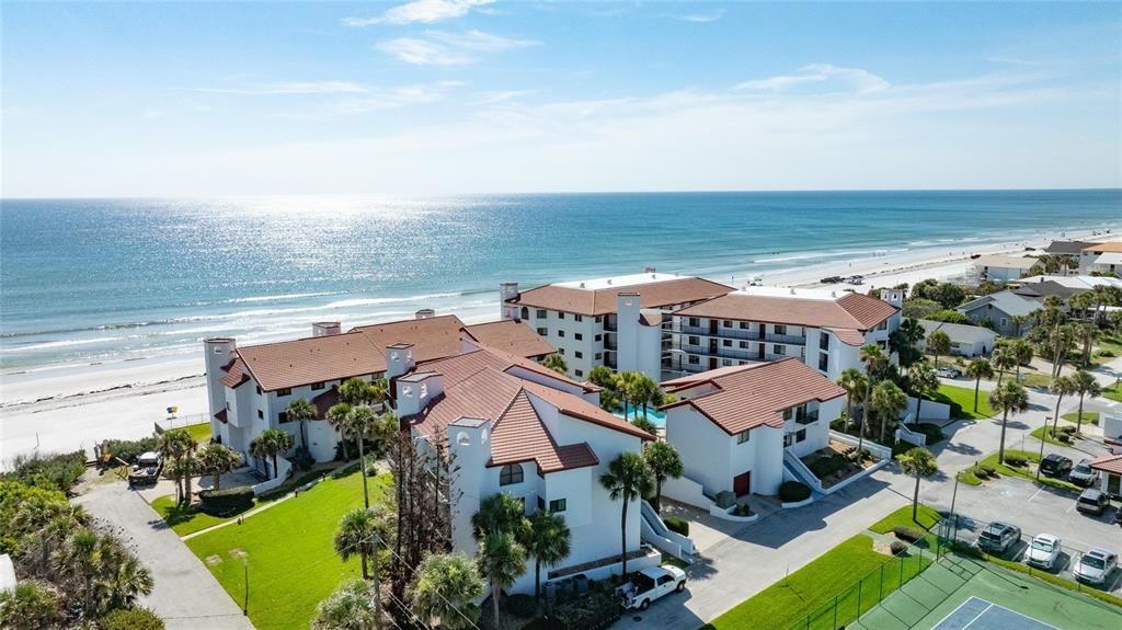 For Sale: $699,999 (3 beds, 2 baths, 1488 Square Feet)
