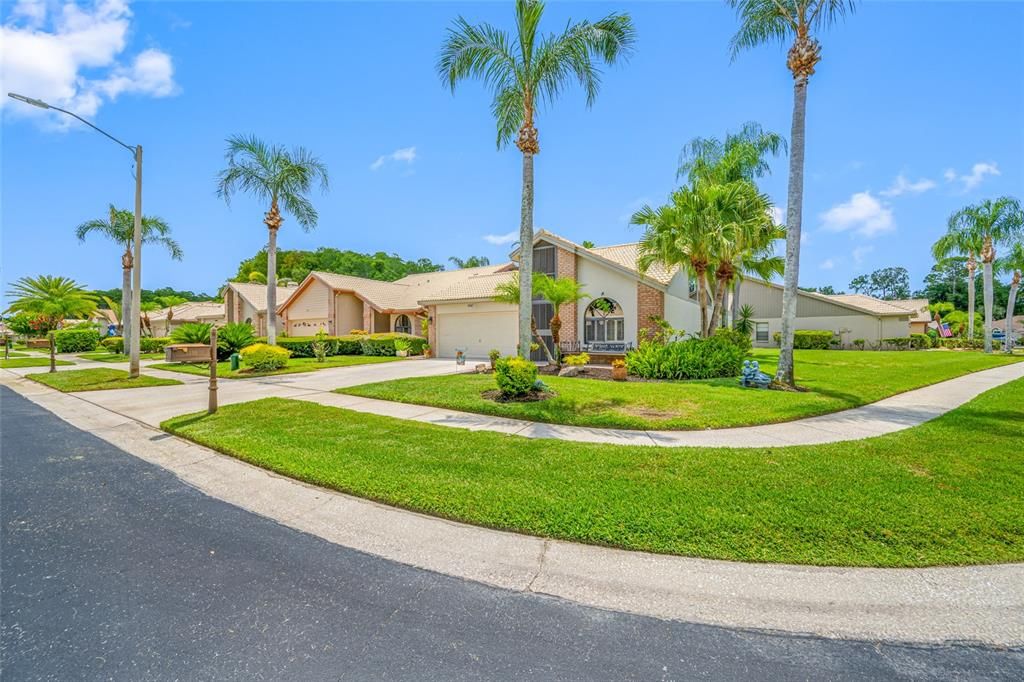 For Sale: $583,000 (3 beds, 2 baths, 1572 Square Feet)