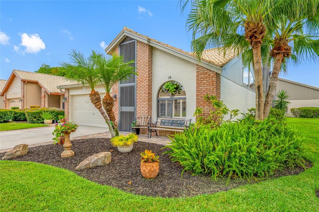 For Sale: $583,000 (3 beds, 2 baths, 1572 Square Feet)