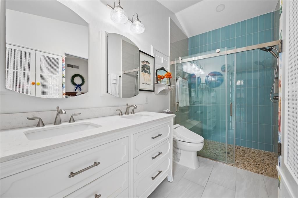 For Sale: $583,000 (3 beds, 2 baths, 1572 Square Feet)