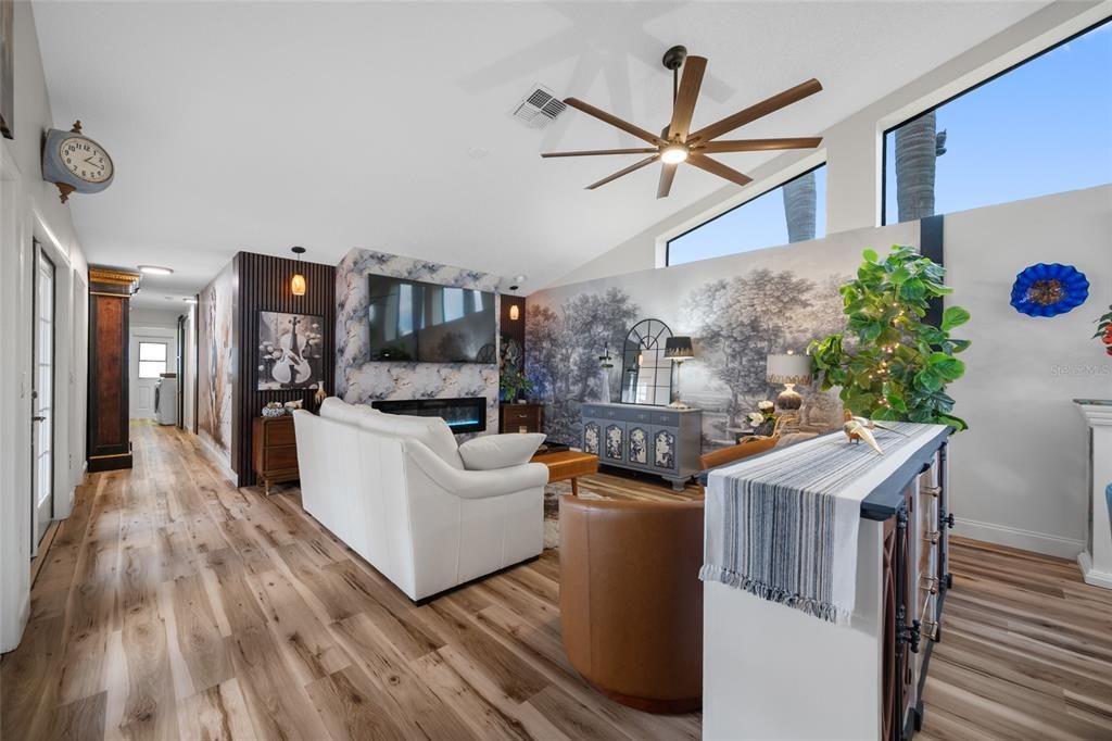 For Sale: $583,000 (3 beds, 2 baths, 1572 Square Feet)