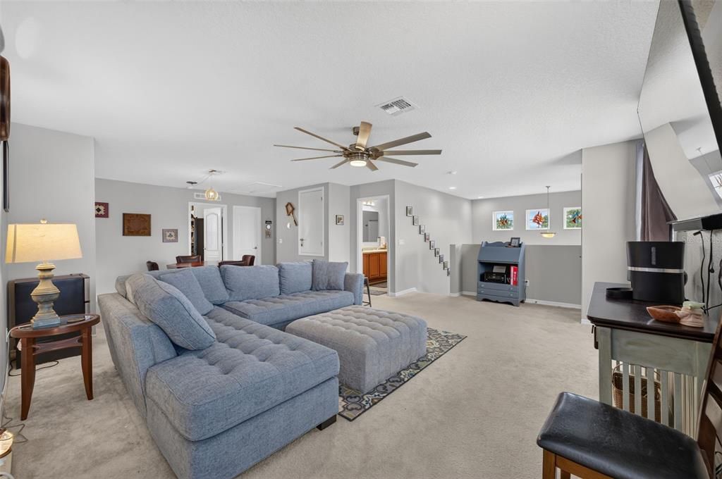 For Sale: $540,000 (5 beds, 3 baths, 3186 Square Feet)