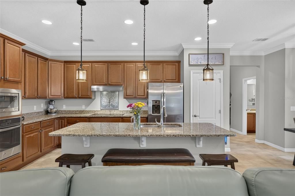 For Sale: $540,000 (5 beds, 3 baths, 3186 Square Feet)