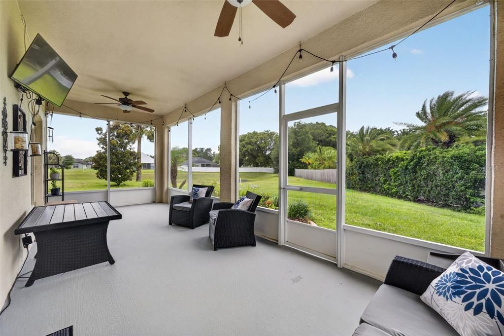 For Sale: $540,000 (5 beds, 3 baths, 3186 Square Feet)