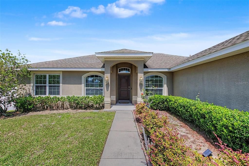For Sale: $374,900 (3 beds, 2 baths, 1854 Square Feet)