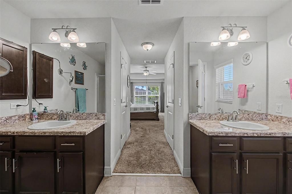 For Sale: $374,900 (3 beds, 2 baths, 1854 Square Feet)