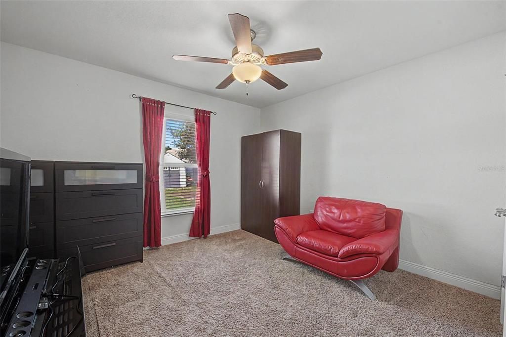 For Sale: $374,900 (3 beds, 2 baths, 1854 Square Feet)